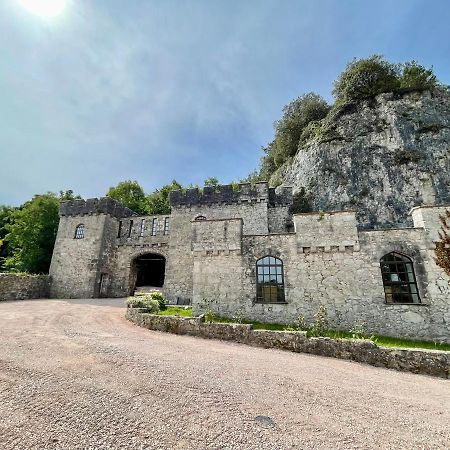 Tan-Yr-Ogo Gate Lodge, Gwrych Castle Llanddulas Exterior photo